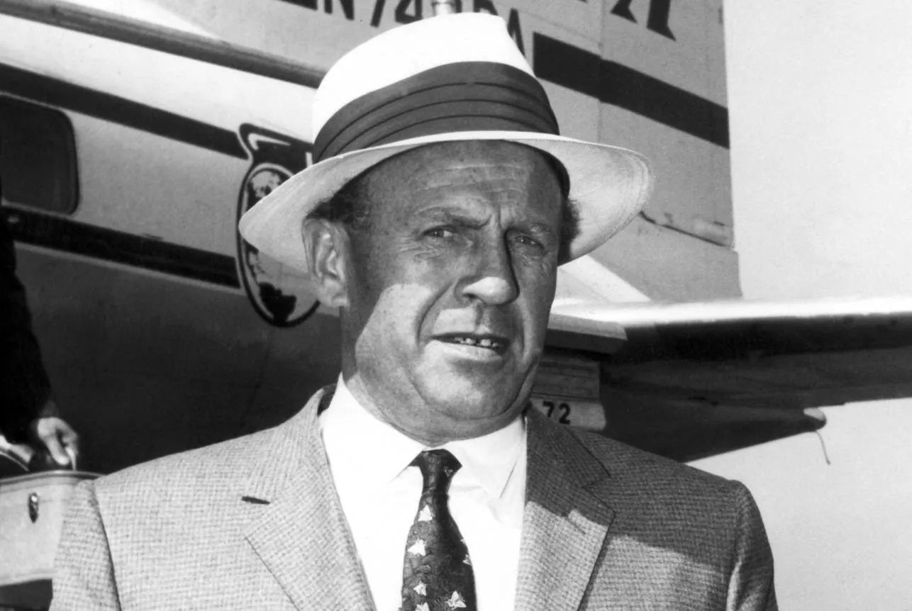 Оскар Шиндлер Оскар Шиндлер