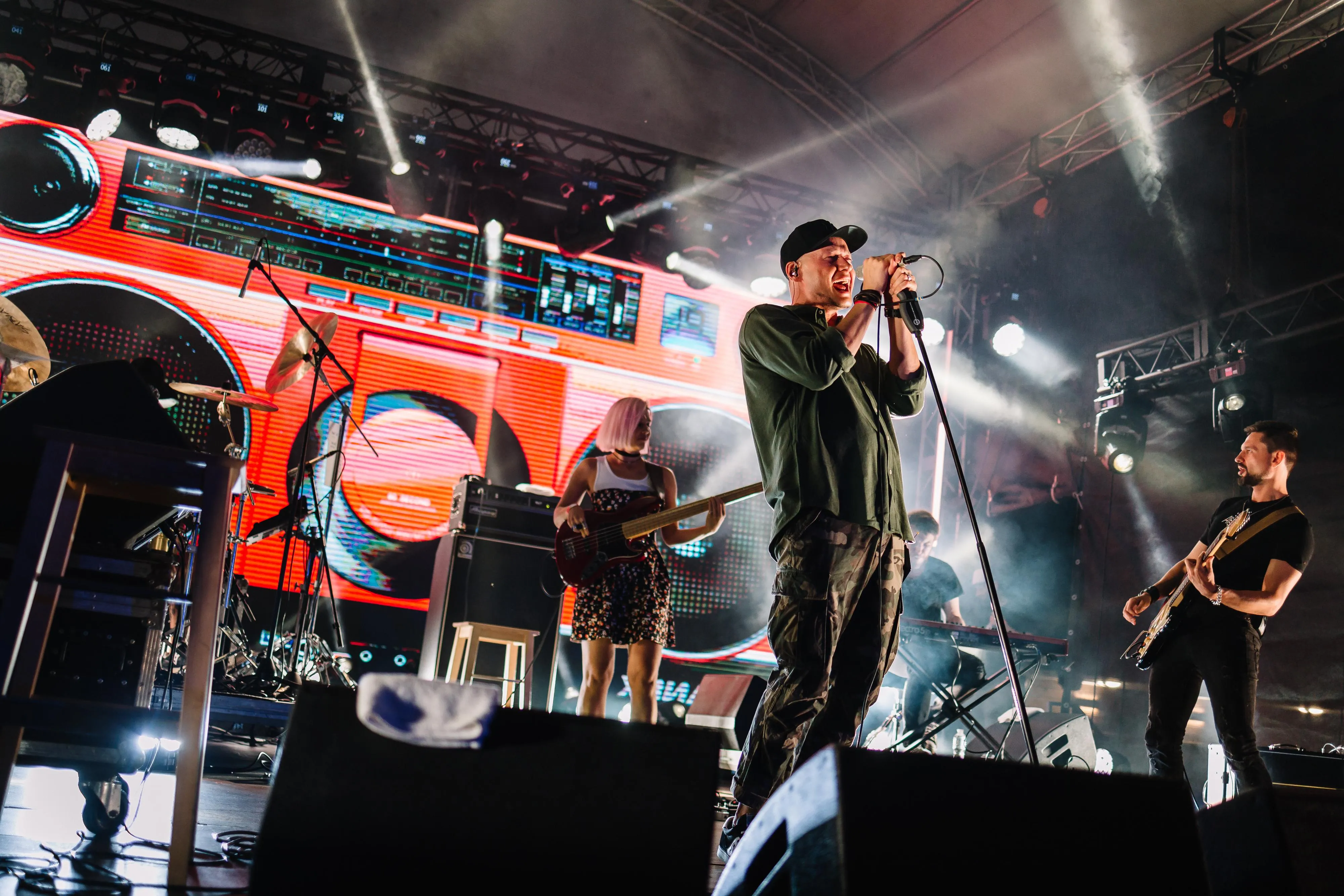 Лідер Лідер