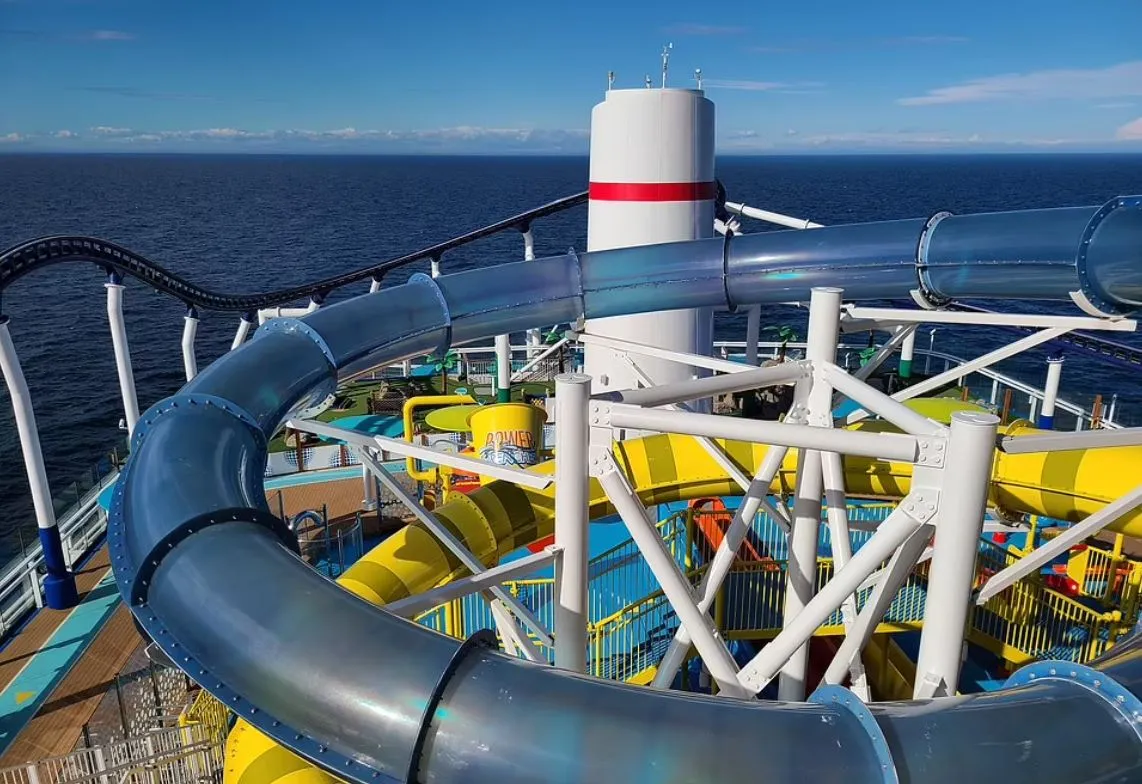 атракціон на лайнері атракціон на лайнері