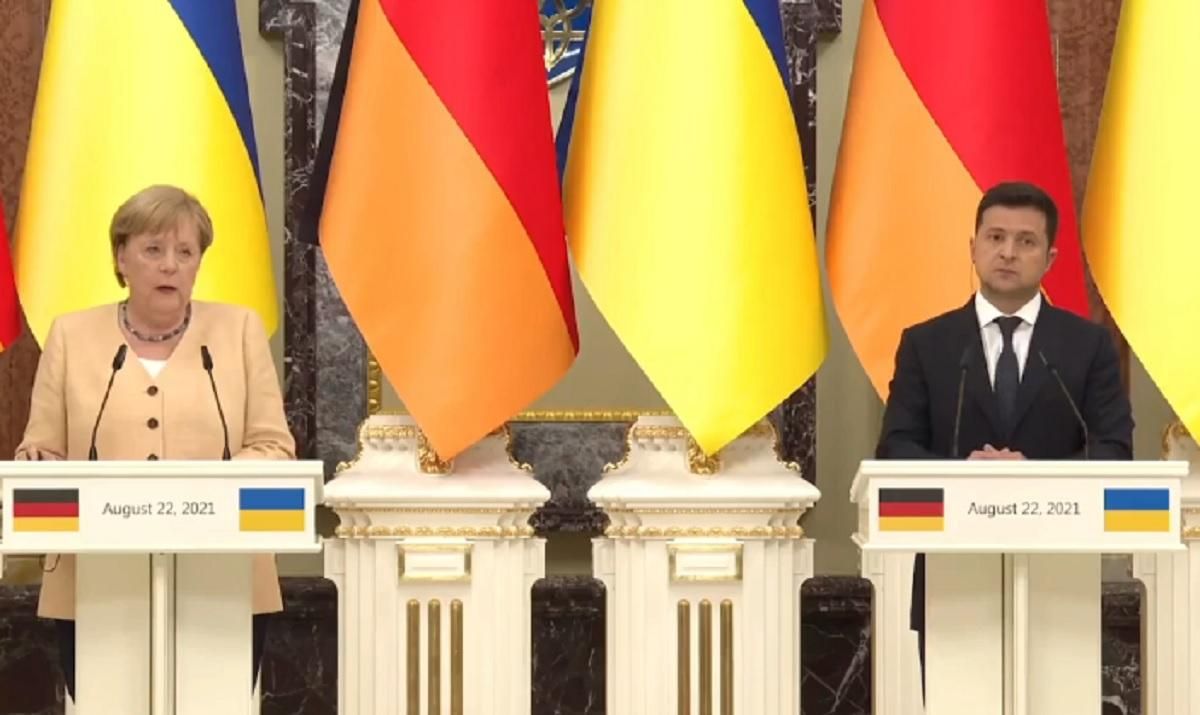 Зеленський закликав тиснути на Росію, поки не буде нормандської зустрічі: заява Меркель - Новини росії - 24 Канал Зеленський закликав тиснути на Росію, поки не буде нормандської зустрічі: заява Меркель - Новини росії - 24 Канал