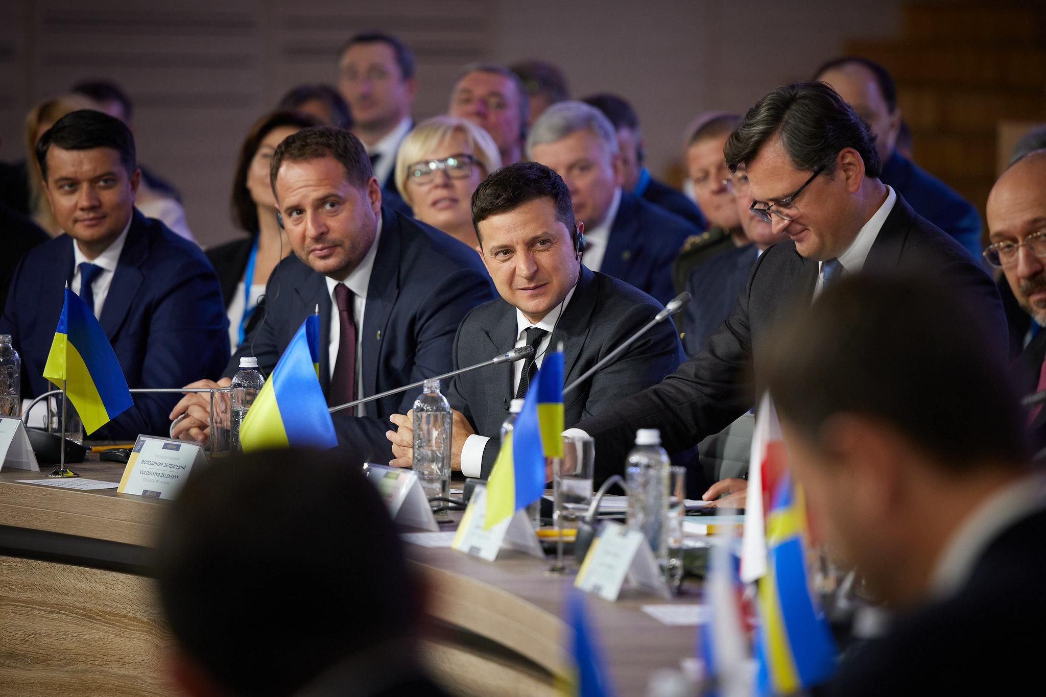 Декларация Крымской платформы предусматривает санкции против России Декларация Крымской платформы предусматривает санкции против России