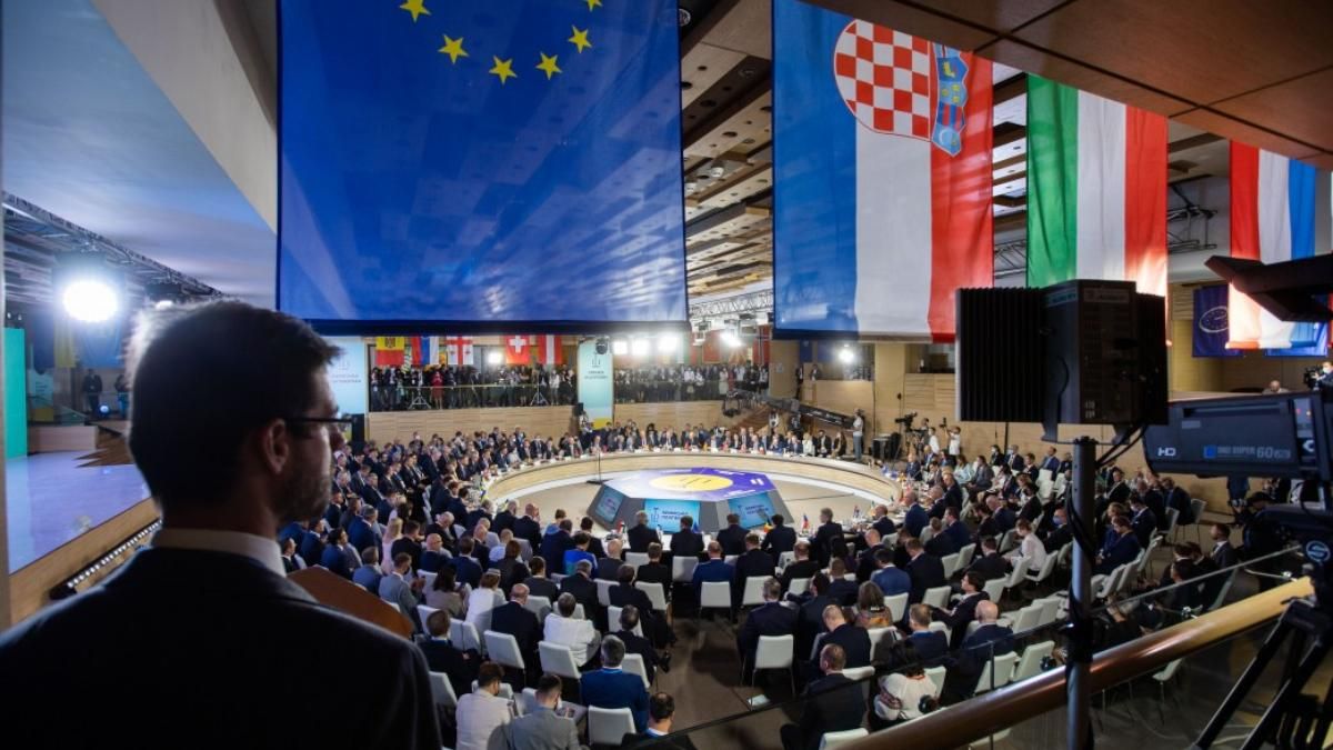 Офіс Президента опублікував декларацію Кримської платформи: текст - новини Криму - 24 Канал Офіс Президента опублікував декларацію Кримської платформи: текст - новини Криму - 24 Канал