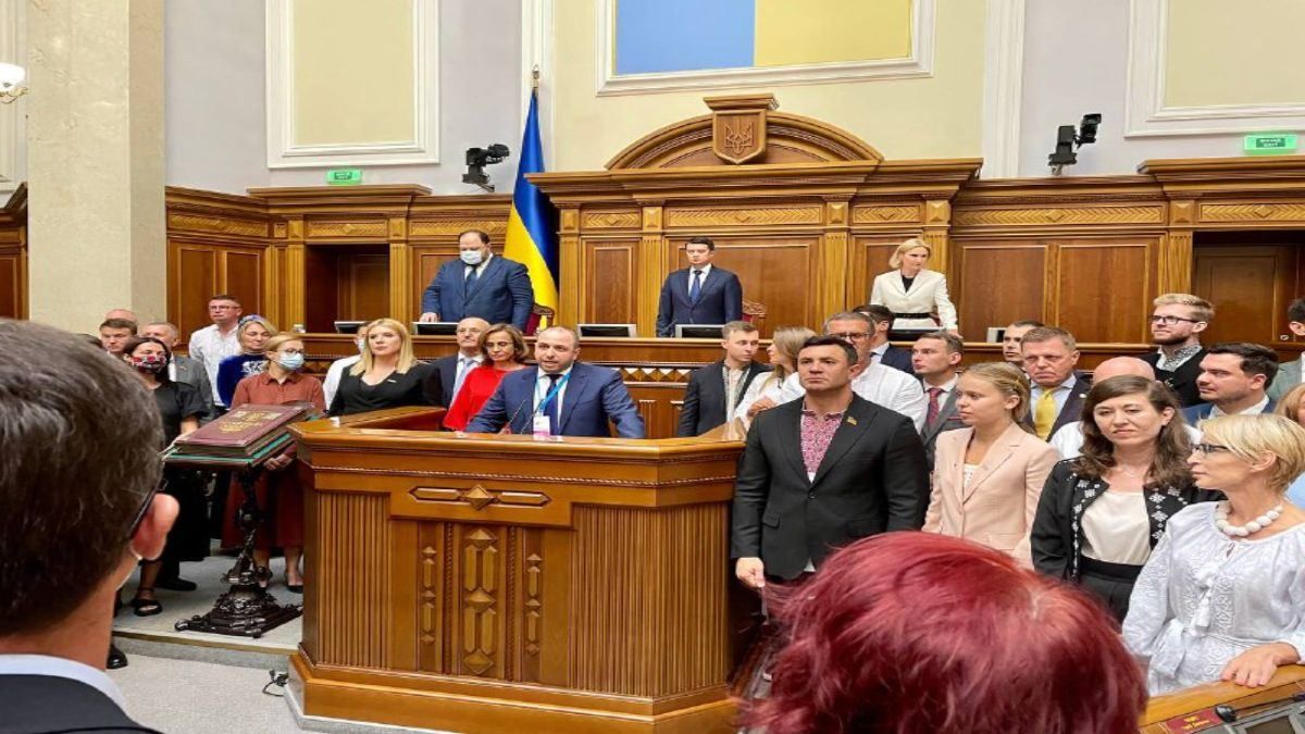 Вопрос Крыма объединил весь зал Верховной Рады Вопрос Крыма объединил весь зал Верховной Рады