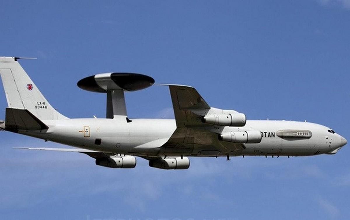 Авиация НАТО примет участие в параде ко Дню Независимости: какая техника пролетит над Киевом Авиация НАТО примет участие в параде ко Дню Независимости: какая техника пролетит над Киевом