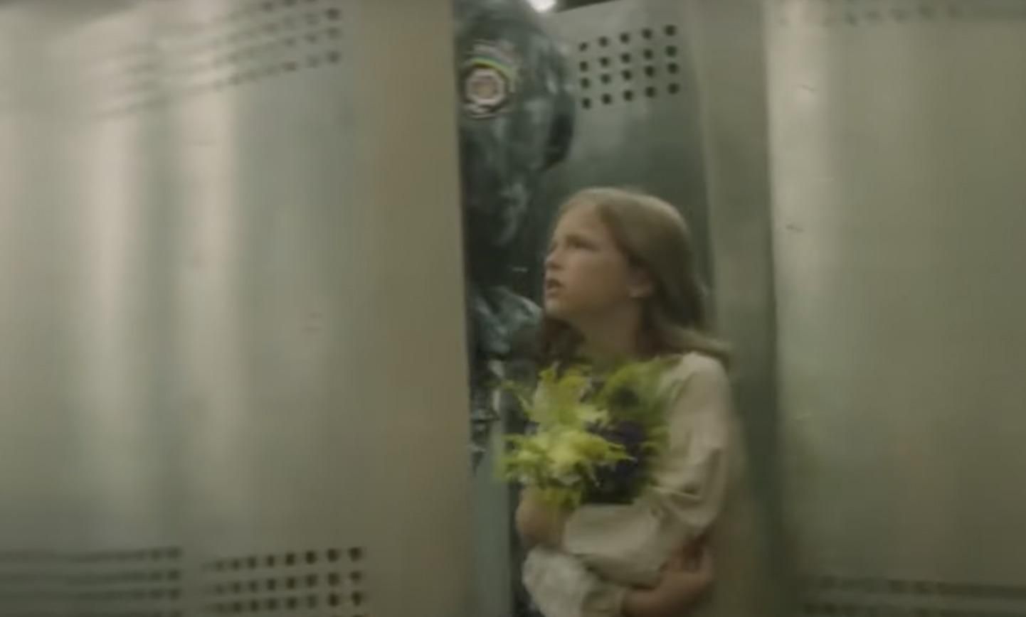 ДНК украинцев отвоевывает свое: перед военным парадом показали щемящее видео ДНК украинцев отвоевывает свое: перед военным парадом показали щемящее видео