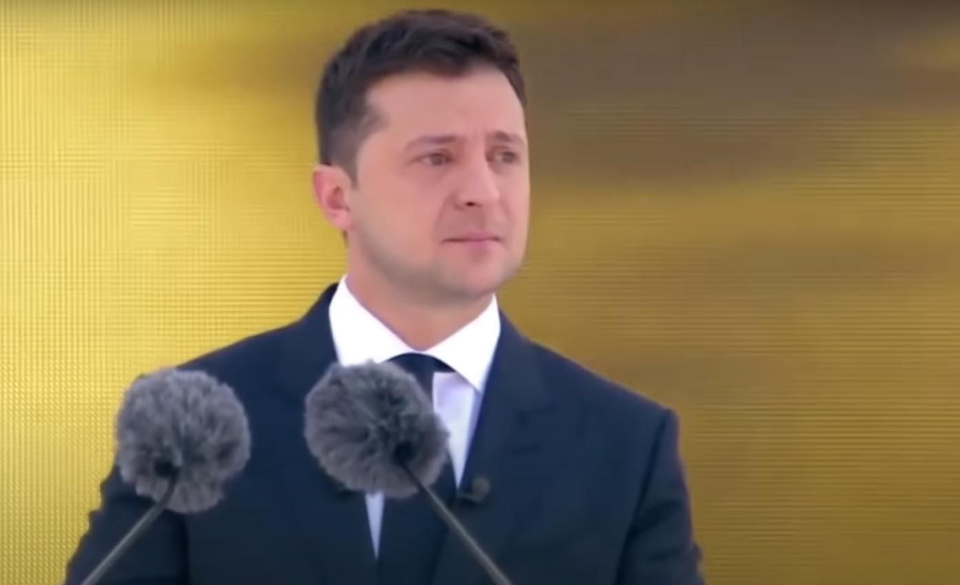 Зеленський заплакав під час перформансу до Дня Незалежності: чуттєве відео - 24 Канал