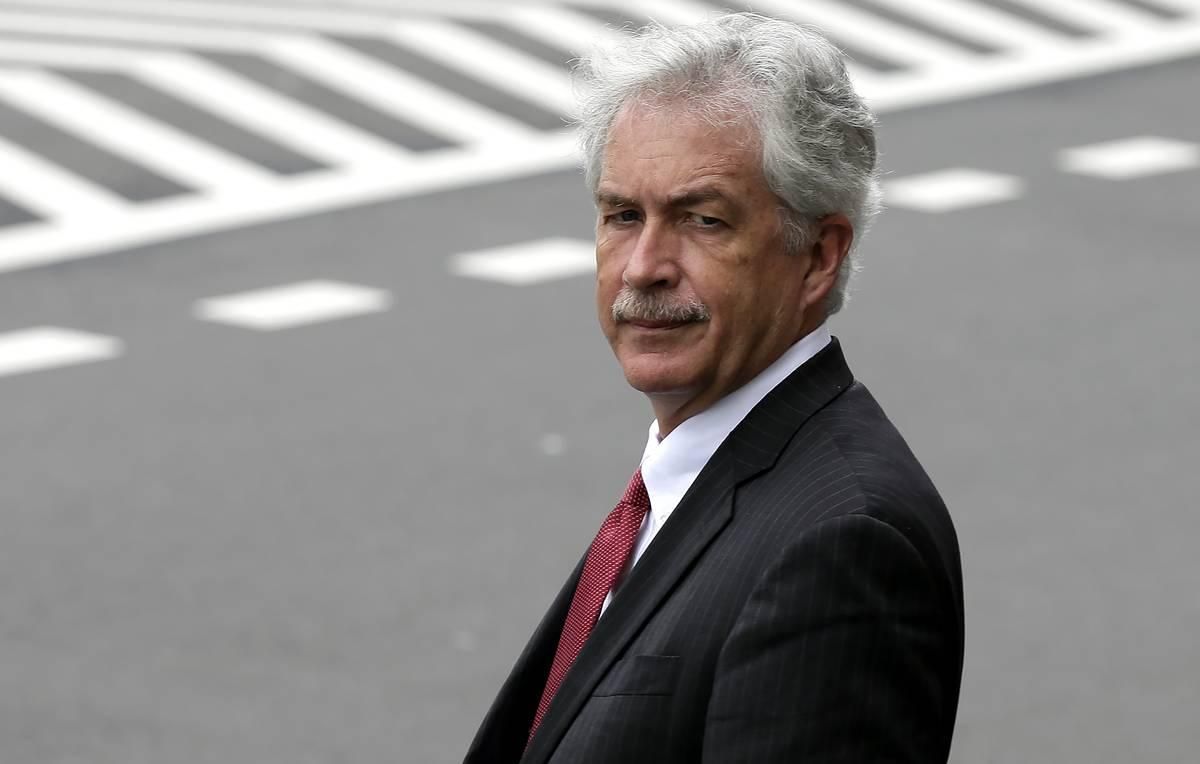 После приказа Байдена: директор ЦРУ тайно встретился с одним из лидеров "Талибана" После приказа Байдена: директор ЦРУ тайно встретился с одним из лидеров "Талибана"