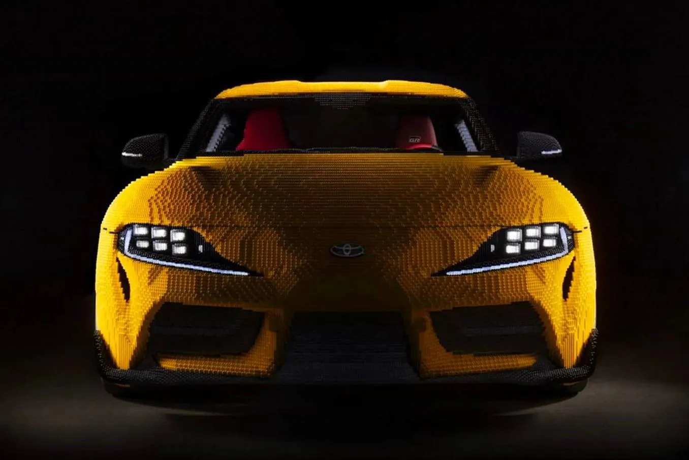 Розганяється до 27 кілометрів: показали Toyota Supra в натуральну величину, зроблену з LEGO Розганяється до 27 кілометрів: показали Toyota Supra в натуральну величину, зроблену з LEGO