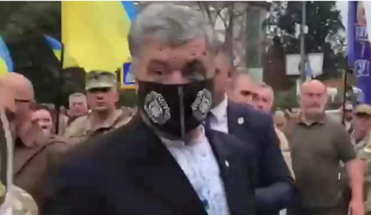 Нападение на Порошенко: как отреагировали в Посольстве США Нападение на Порошенко: как отреагировали в Посольстве США