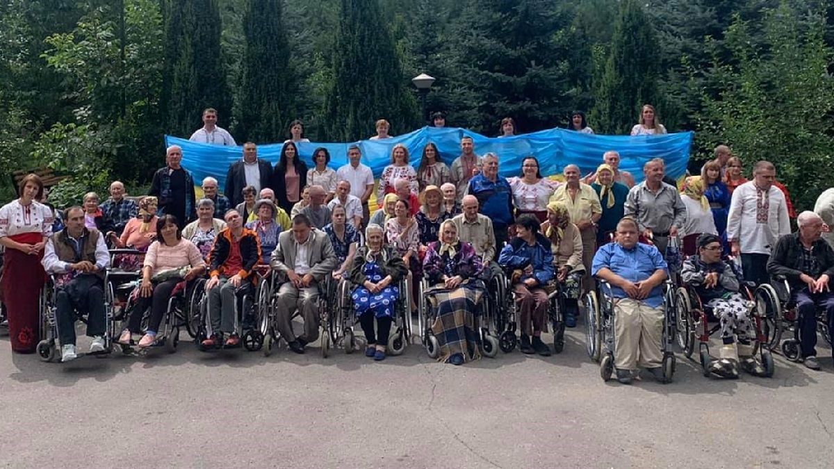 До Дня Незалежності будинки престарілих отримали нову допомогу від "ТЕДІС Україна" - Україна новини - 24 Канал До Дня Незалежності будинки престарілих отримали нову допомогу від "ТЕДІС Україна" - Україна новини - 24 Канал