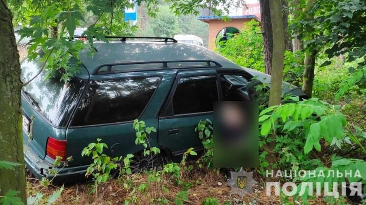 Водій помер за кермом: під Києвом сталася жахлива ДТП, в якій постраждала дитина – фото - Київ Водій помер за кермом: під Києвом сталася жахлива ДТП, в якій постраждала дитина – фото - Київ