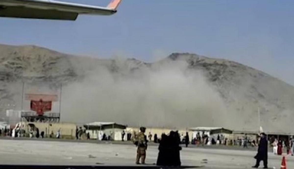 Вибухи у Кабулі: кількість жертв перевалила за 100, помер ще 1 військовий США - 24 Канал