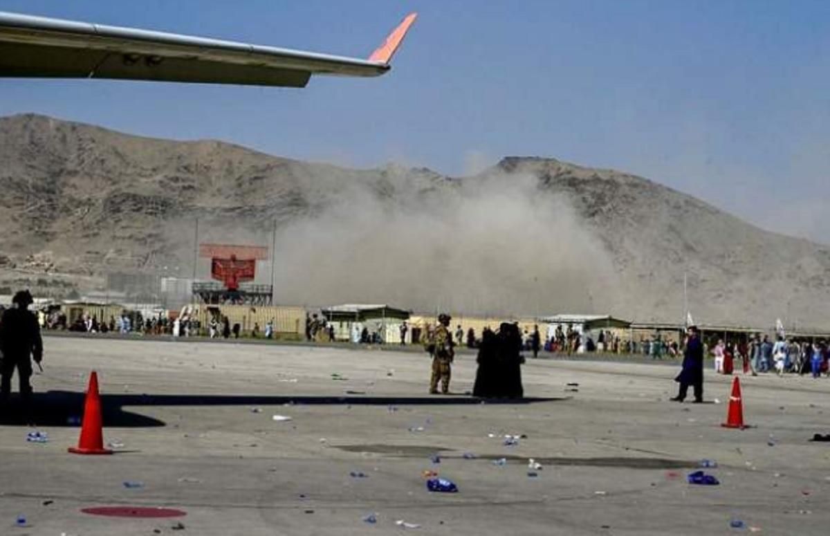 Вибухи біля аеропорту Кабула, які призвели до масових жертв: все, що відомо - Гарячі новини - 24 Канал