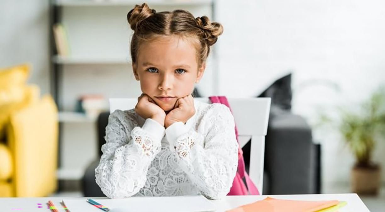 Плохие оценки, новый класс и ожидания: как ребенку комфортно и без стресса находиться в школе
