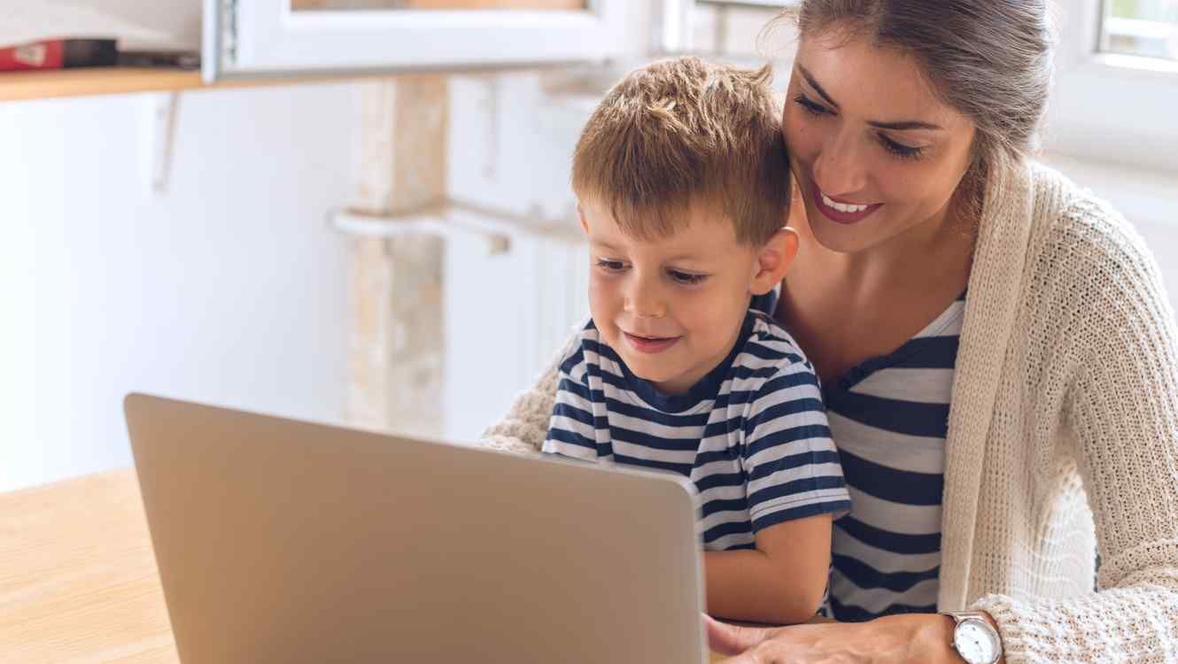 Учні початкових класів будуть отримувати електронні свідоцтва про освіту - Україна новини - Освіта Учні початкових класів будуть отримувати електронні свідоцтва про освіту - Україна новини - Освіта