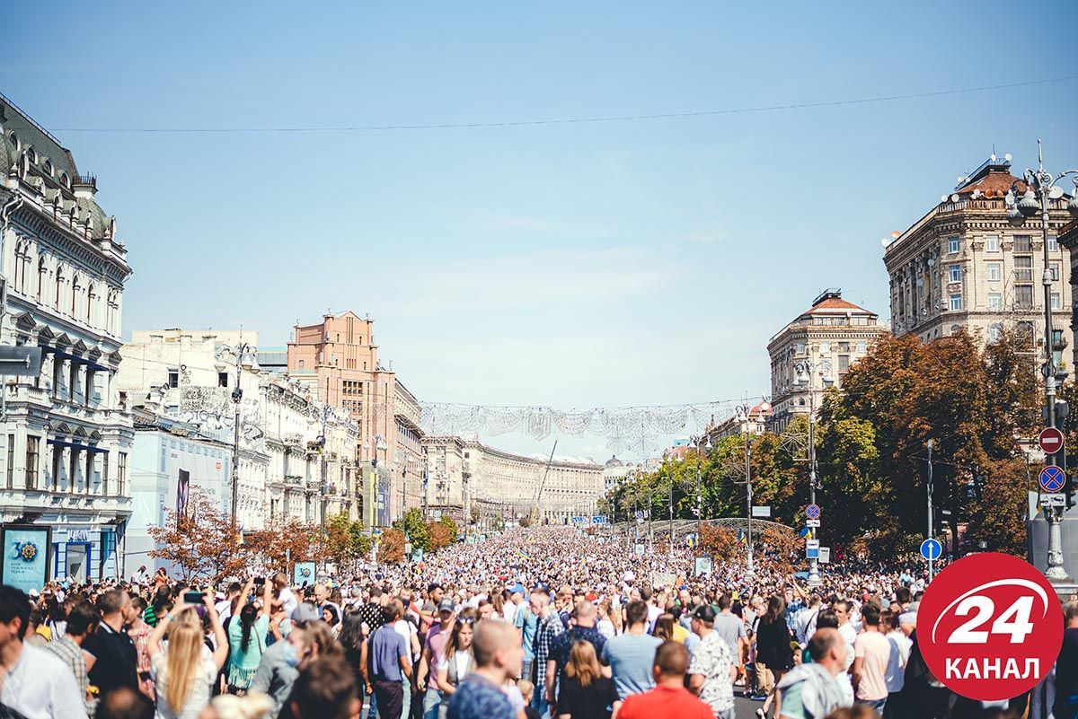 Більше не граємо на руку ворогу: на День Незалежності 2 паради можуть стати одним цілим - Україна новини - 24 Канал Більше не граємо на руку ворогу: на День Незалежності 2 паради можуть стати одним цілим - Україна новини - 24 Канал