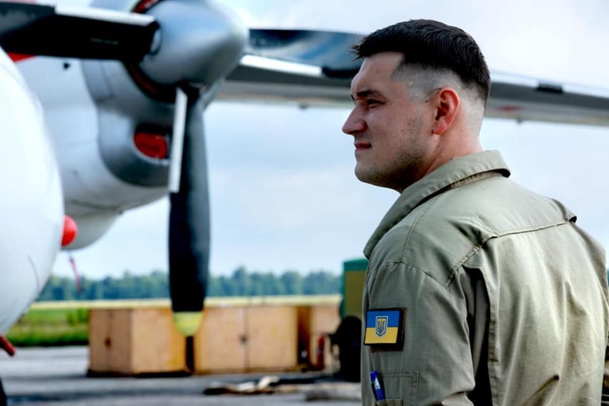 До Дня авіатора рятувальники оприлюднили вражаюче відео своєї роботи у небі - Україна новини - 24 Канал