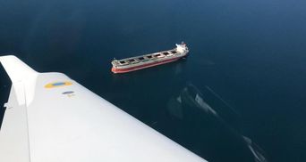 В украинском порту задержали судно под флагом Барбадоса: загрязняло море