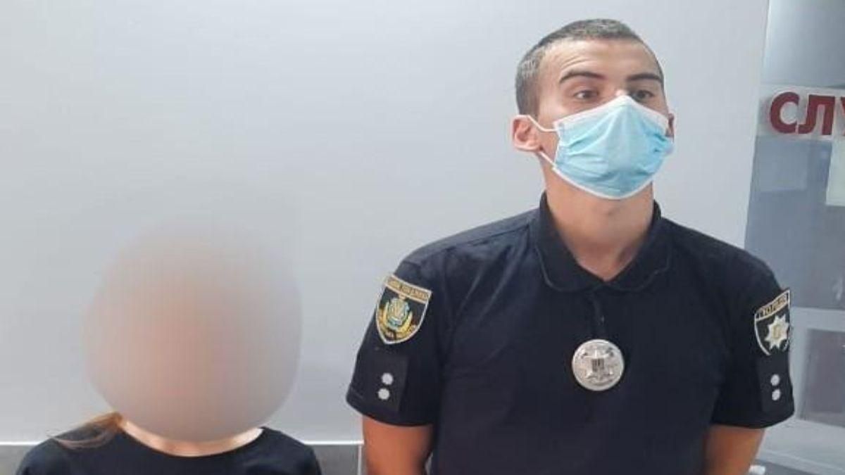 Поссорилась с мамой и сбежала: на Херсонщине нашли девочку, которую искали 2 суток Поссорилась с мамой и сбежала: на Херсонщине нашли девочку, которую искали 2 суток