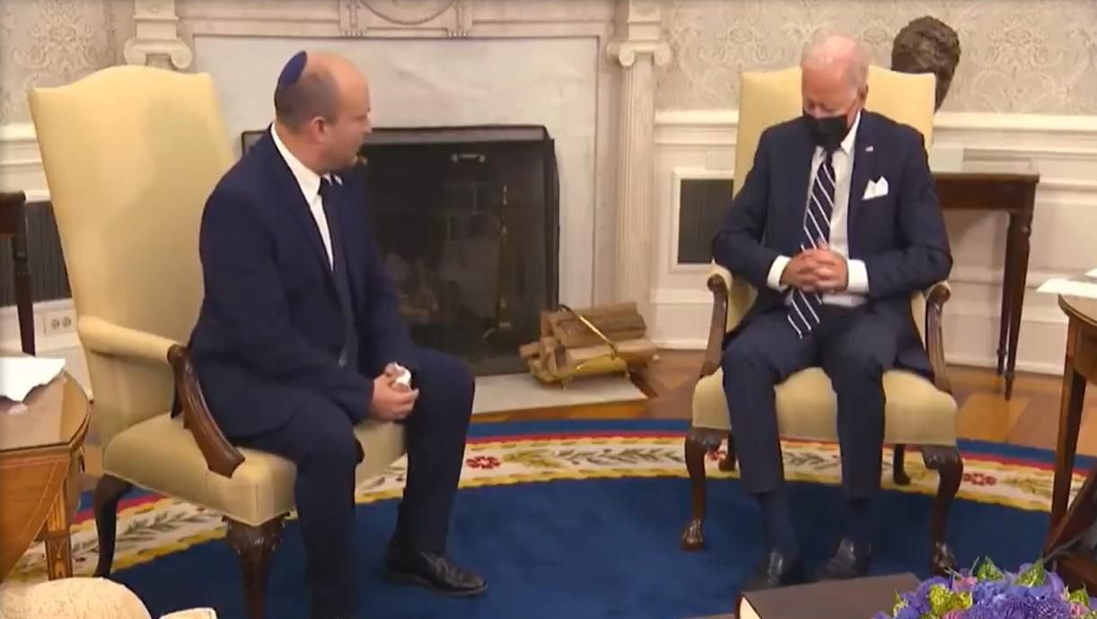 Байден "заснул": в сети появился фейк о встрече премьера Израиля с президентом США