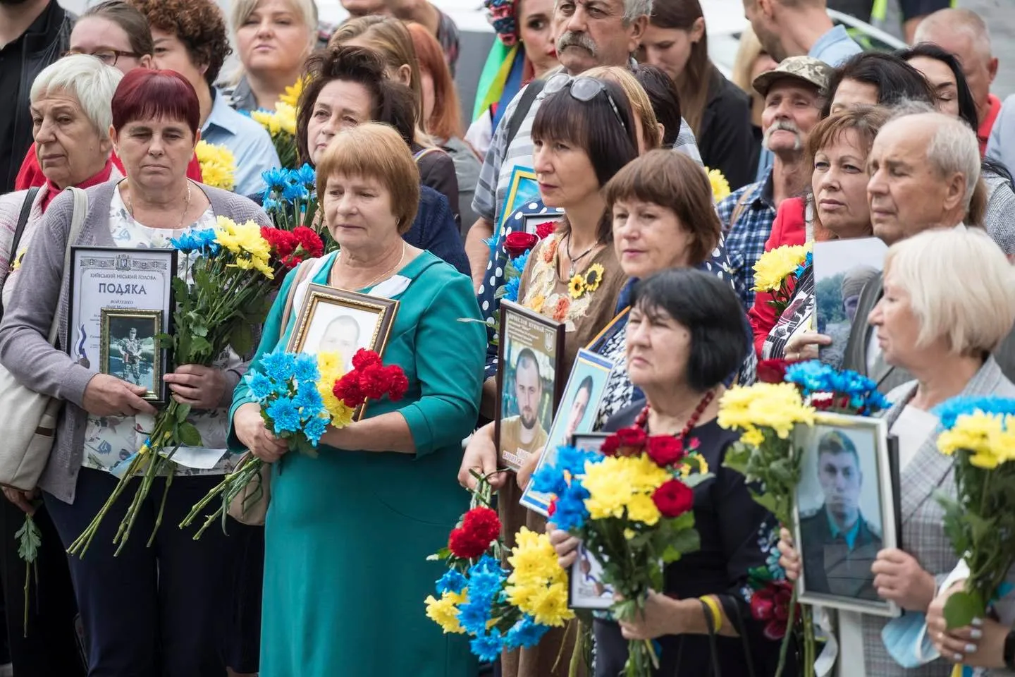  У Києві відкрили Меморіал воїнам, які загинули на війні на Донбасі