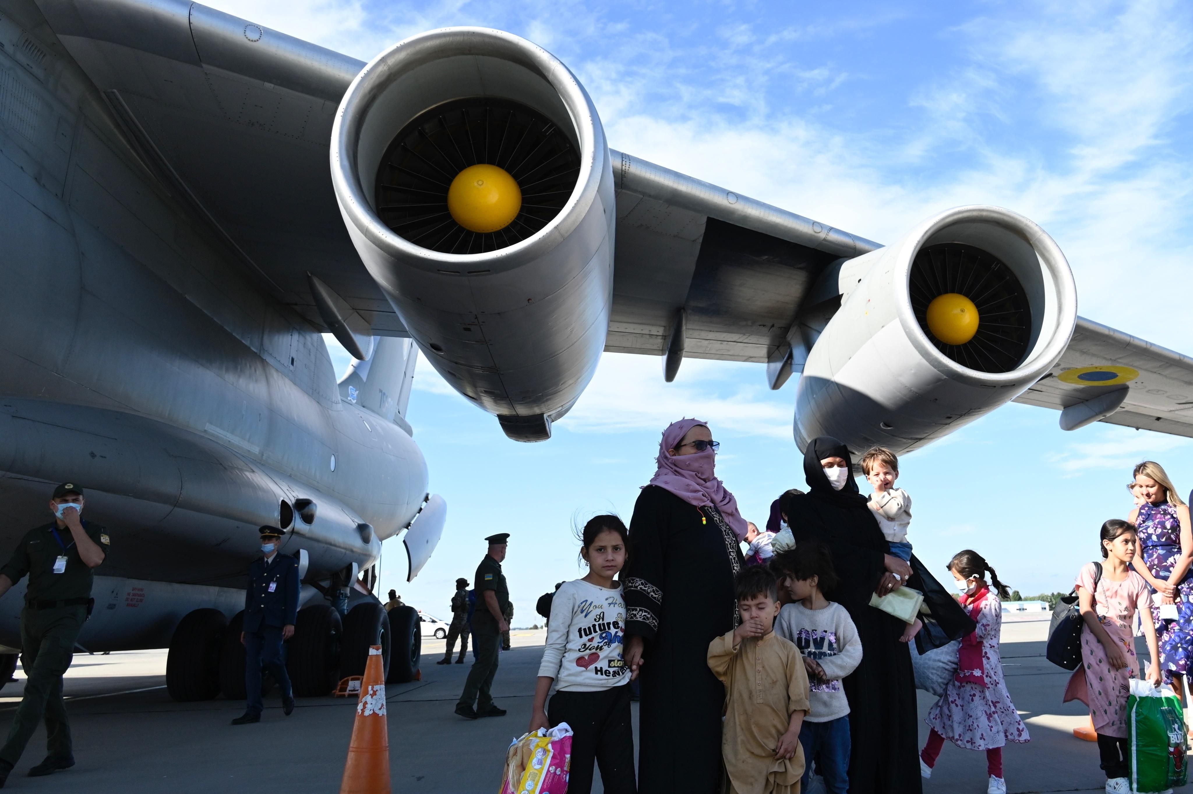 "Были для нас ангелами": как украинский спецназ спас в Кабуле афганцев и их семьи "Были для нас ангелами": как украинский спецназ спас в Кабуле афганцев и их семьи