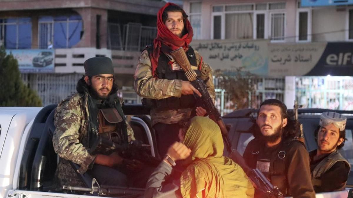 Таліби отримають новий інструмент впливу на Захід, – журналіст про іноземців у Афганістані - 24 Канал Таліби отримають новий інструмент впливу на Захід, – журналіст про іноземців у Афганістані - 24 Канал