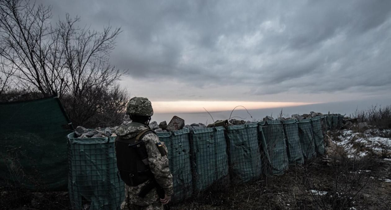 Надо планировать военную операцию, – Бутусов об ответе украинцев на обстрел