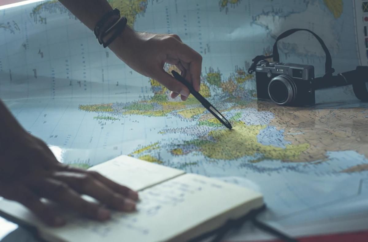 ЕС запретил въезд без карантинных ограничений гражданам США и еще 5 стран ЕС запретил въезд без карантинных ограничений гражданам США и еще 5 стран