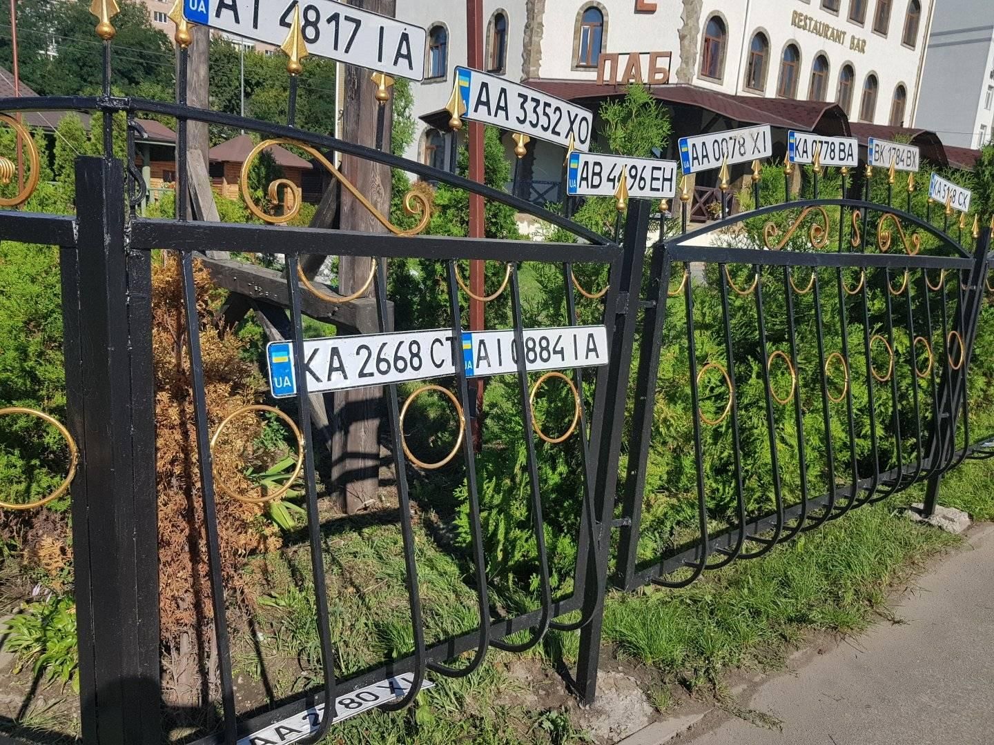 Після зливи під Києвом зробили "кладовище" автономерів - Новини Києва сьогодні - Київ Після зливи під Києвом зробили "кладовище" автономерів - Новини Києва сьогодні - Київ