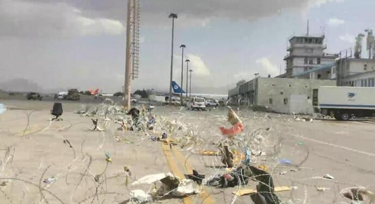 Таліби захопили аеропорт Кабула та заявили про "повне звільнення" Афганістану - 24 Канал Таліби захопили аеропорт Кабула та заявили про "повне звільнення" Афганістану - 24 Канал