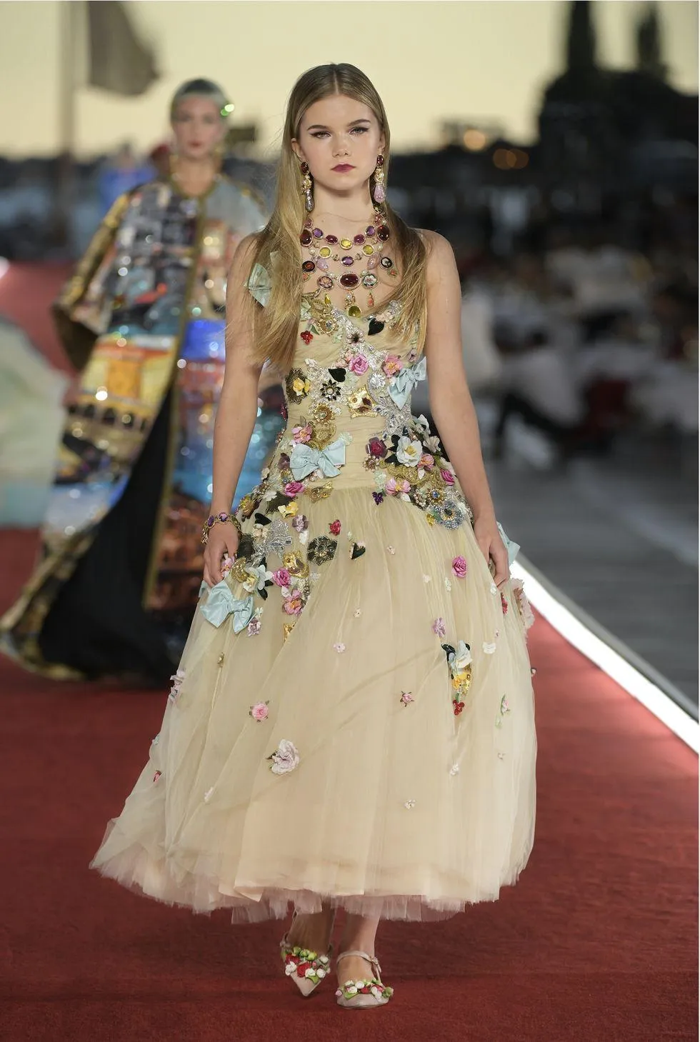 Показ Dolce & Gabbana Alta Moda / Insider