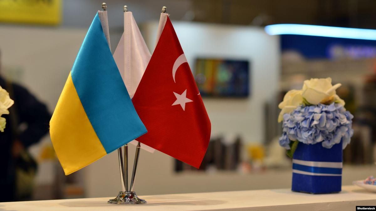 Консульский отдел посольства в Турции перестал работать: куда обращаться украинцам