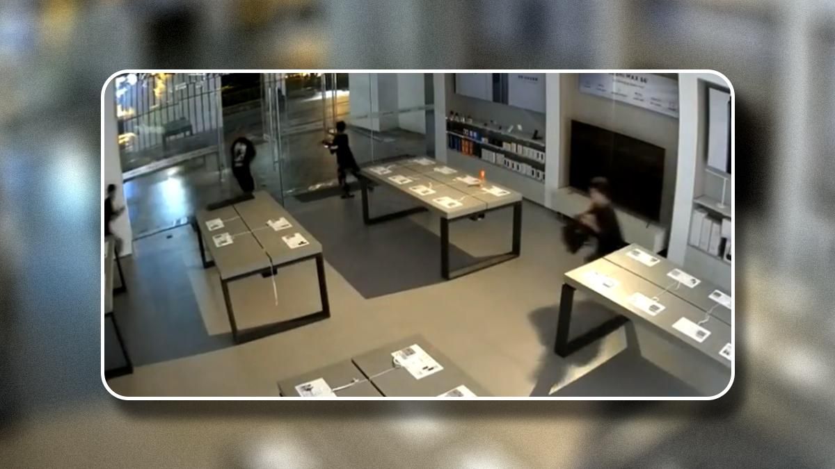 Шестеро підлітків пограбували магазин Xiaomi за 30 секунд - Новини технологій - Техно Шестеро підлітків пограбували магазин Xiaomi за 30 секунд - Новини технологій - Техно