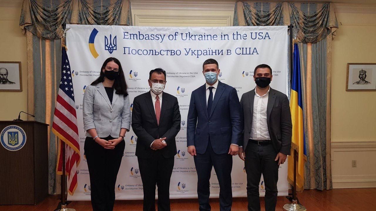 Федоров зустрівся з віцепрезидентом Google: про що говорили - Україна новини - 24 Канал Федоров зустрівся з віцепрезидентом Google: про що говорили - Україна новини - 24 Канал