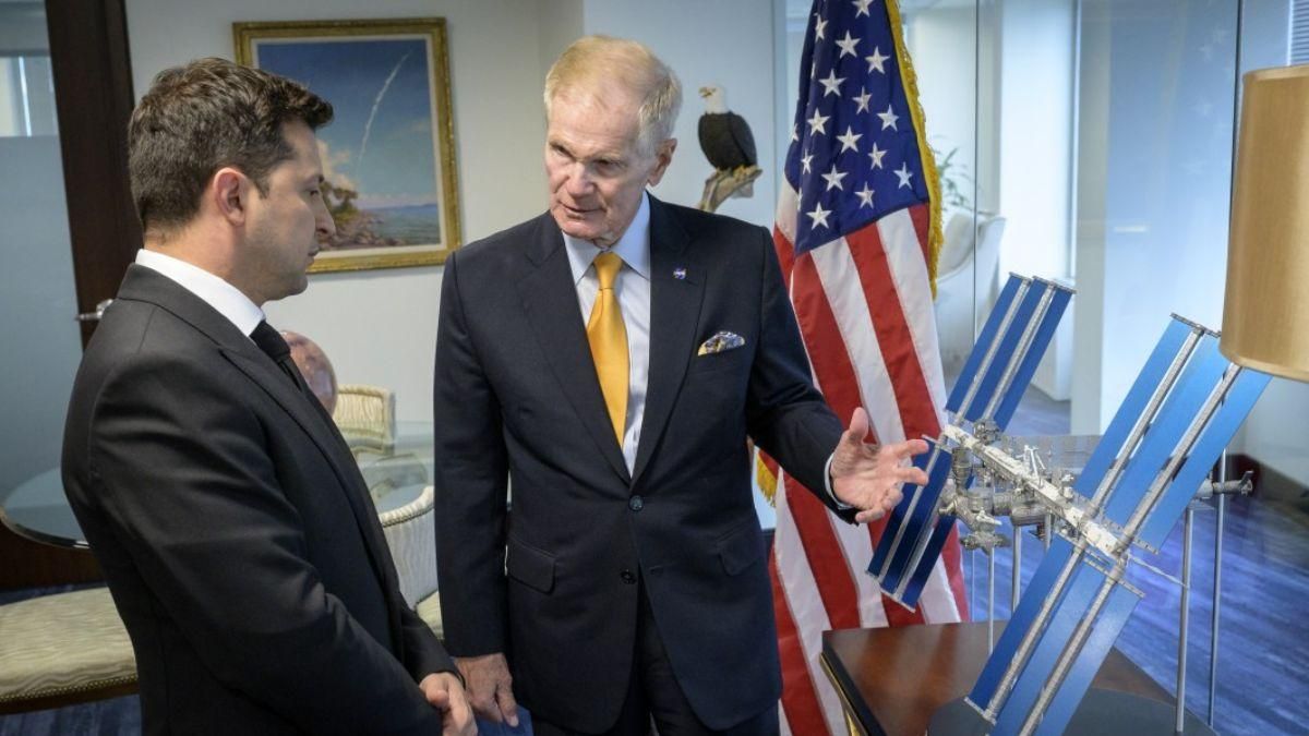 Руководитель NASA согласился посетить Украину по приглашению Зеленского Руководитель NASA согласился посетить Украину по приглашению Зеленского