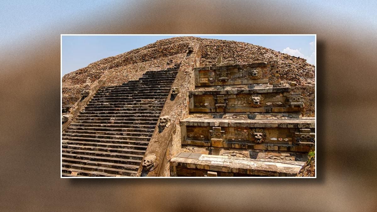 Археологи раскопали пирамиду в Теотиуакане: найденным артефактам около 2000 лет