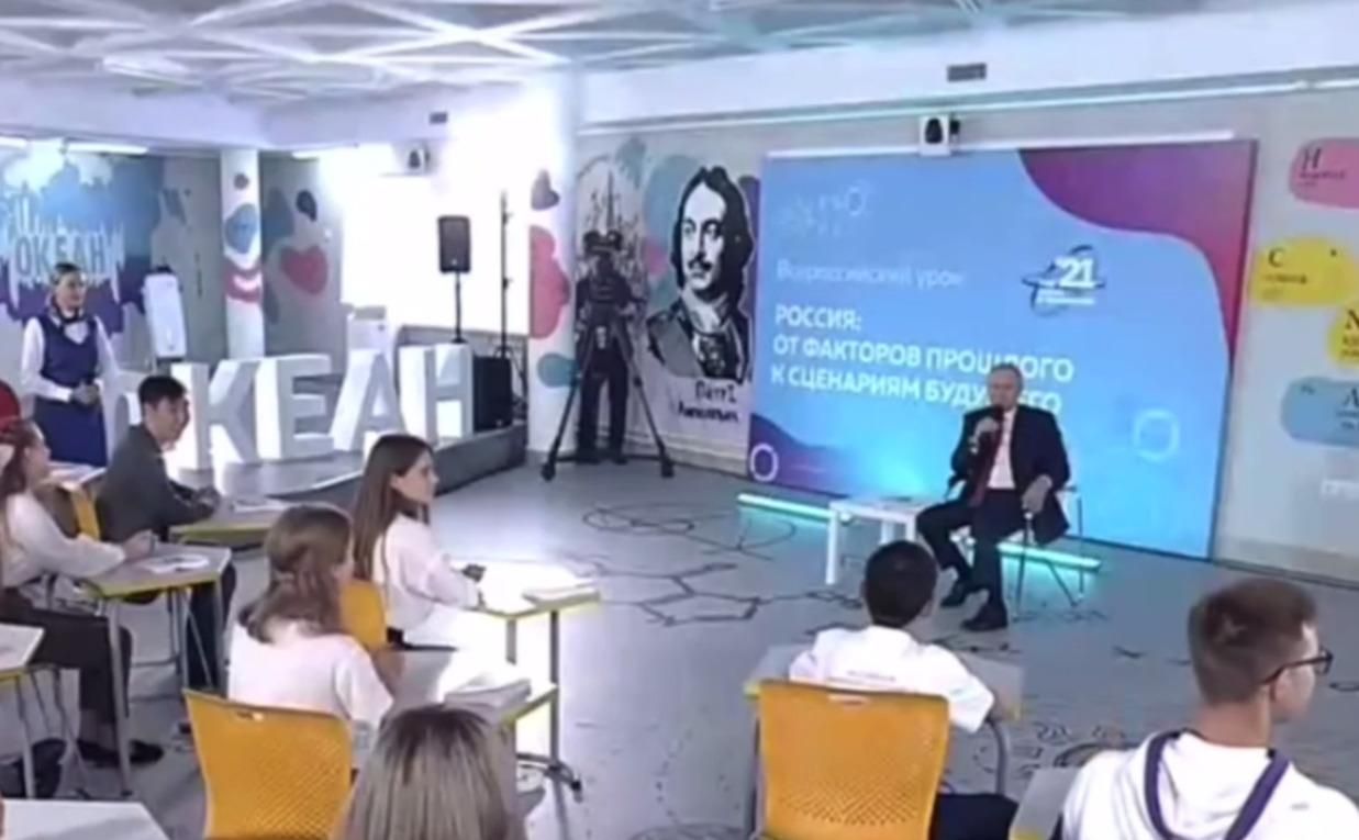 Прохання школяра підписатись на ютубі ввело Путіна у ступор - 24 Канал