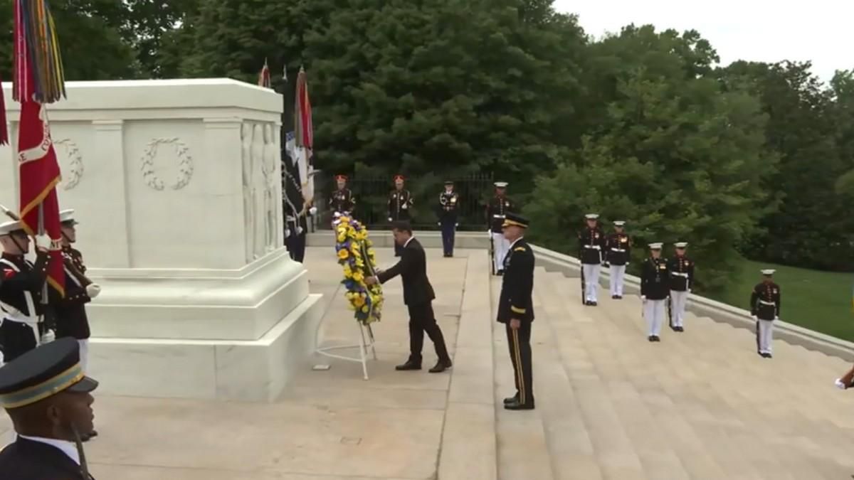 Зеленський в Штатах поклав вінок до могили Невідомого солдата - 24 Канал Зеленський в Штатах поклав вінок до могили Невідомого солдата - 24 Канал