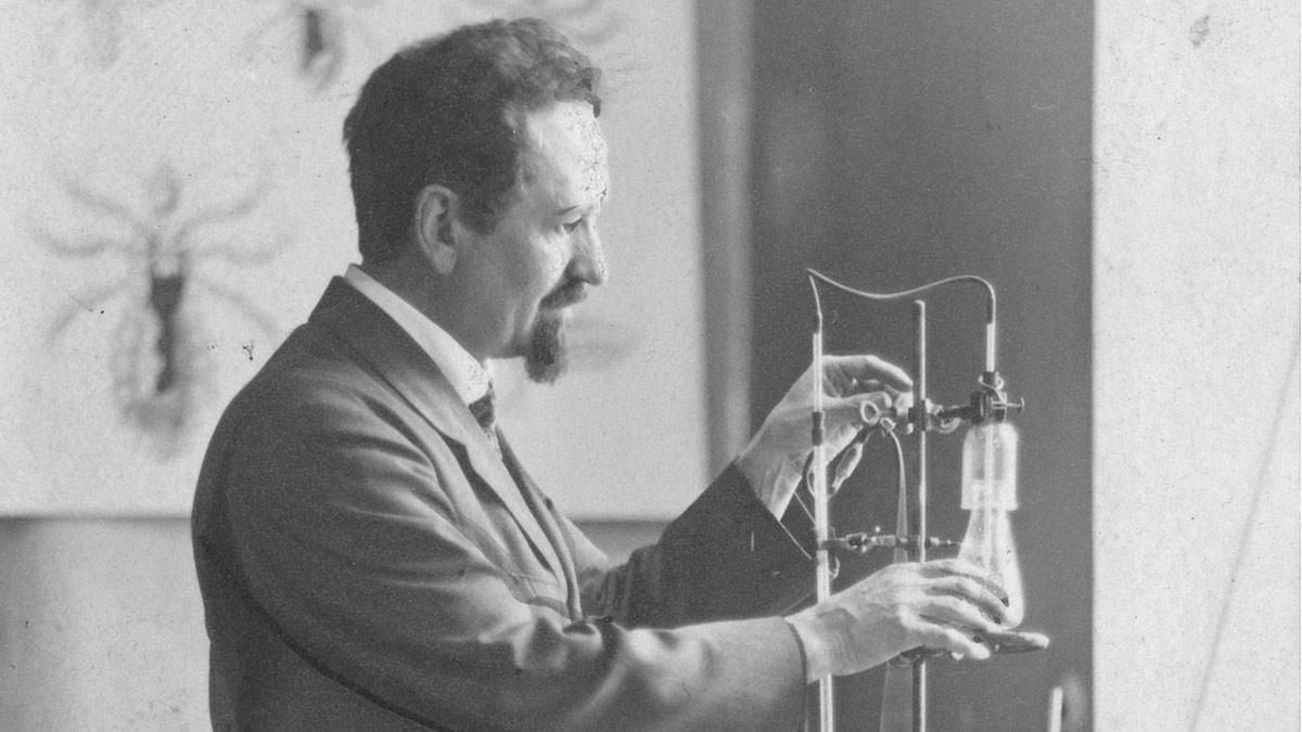 Хто такий Рудольф Вайгль і чому Google присвятив йому новий дудл Хто такий Рудольф Вайгль і чому Google присвятив йому новий дудл