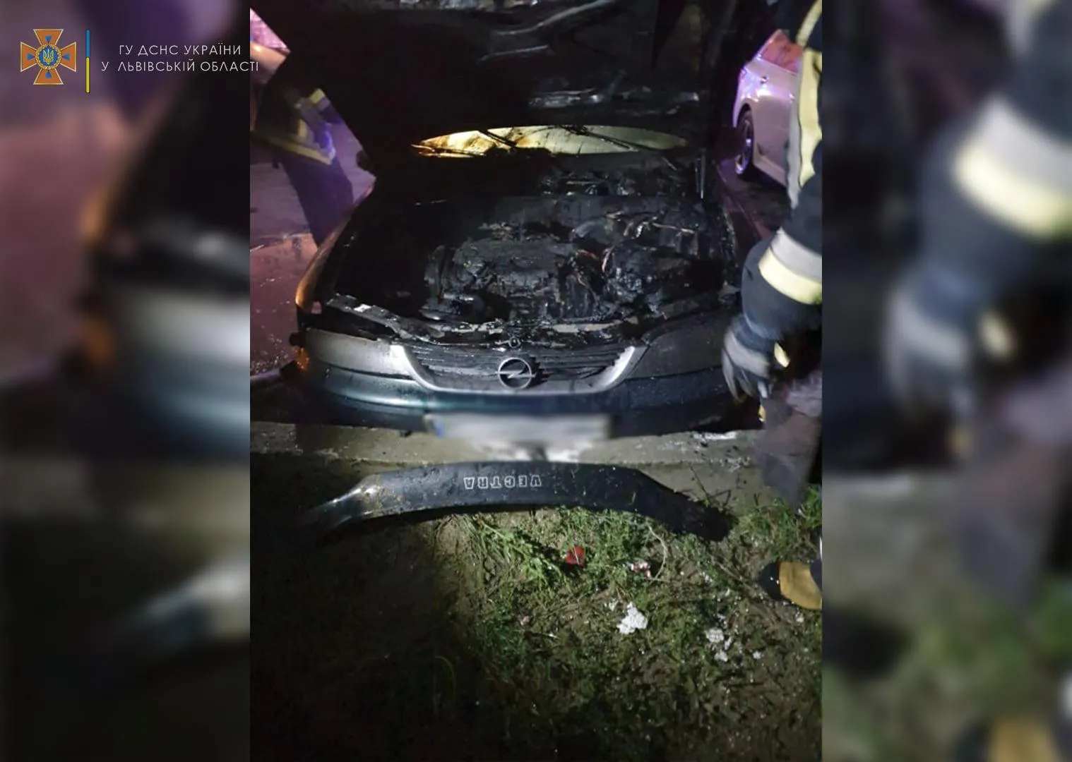 На Львівщині вщент згоріла припаркована автівка: фото з місця пожежі