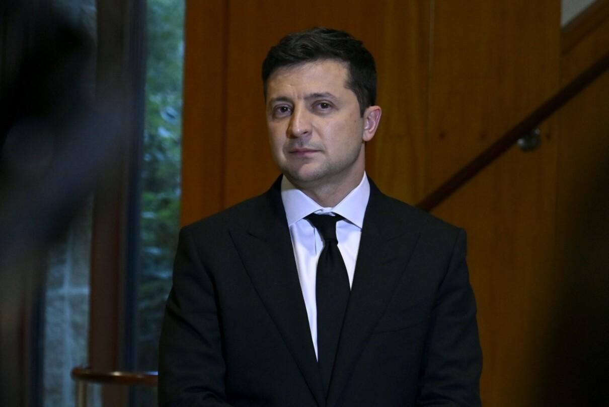 Колись починали свій шлях у гаражі, – Зеленський порівняв свою команду з Apple - 24 Канал Колись починали свій шлях у гаражі, – Зеленський порівняв свою команду з Apple - 24 Канал