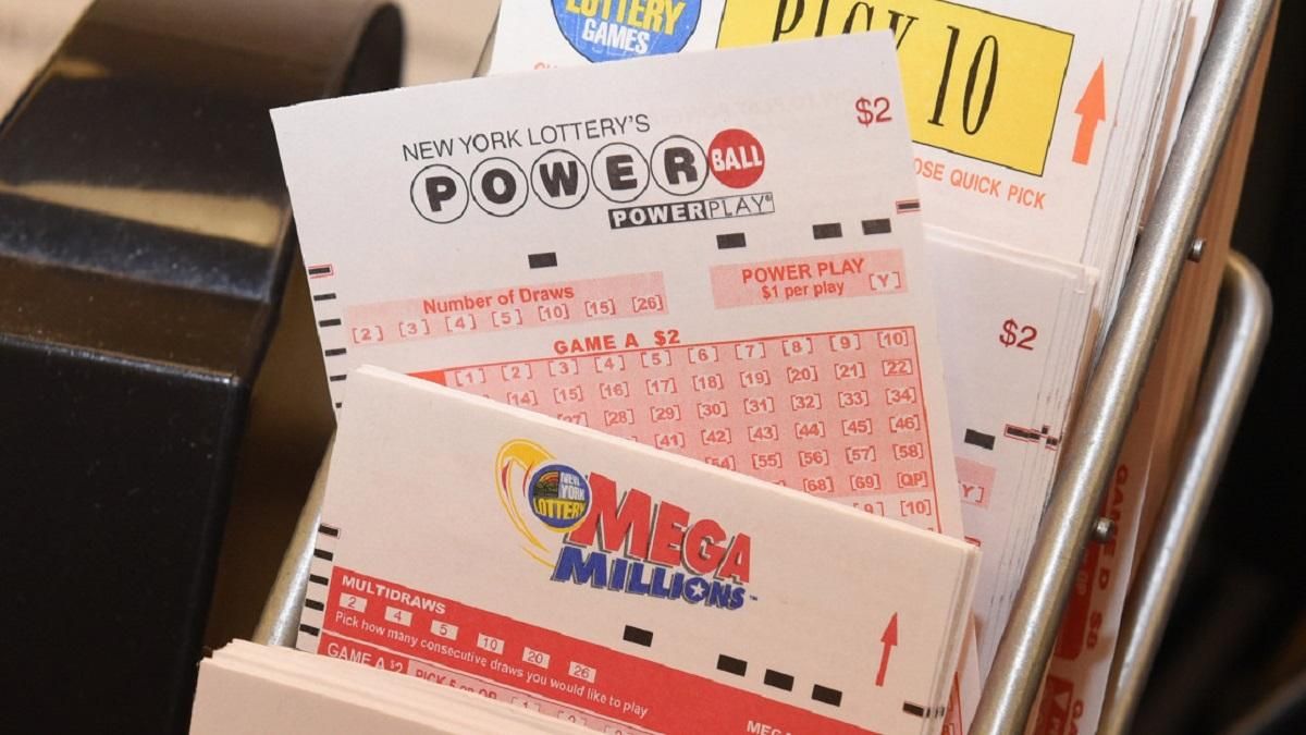 367 миллионов долларов ждут победителя: украинцы могут принять участие в тираже уже в субботу - 24 Канал 367 миллионов долларов ждут победителя: украинцы могут принять участие в тираже уже в субботу - 24 Канал