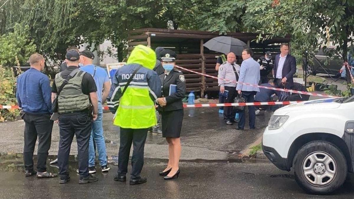 Полицейские задержали иностранца, причастного к расстрелу мужчины на ДВРЗ в Киеве Полицейские задержали иностранца, причастного к расстрелу мужчины на ДВРЗ в Киеве
