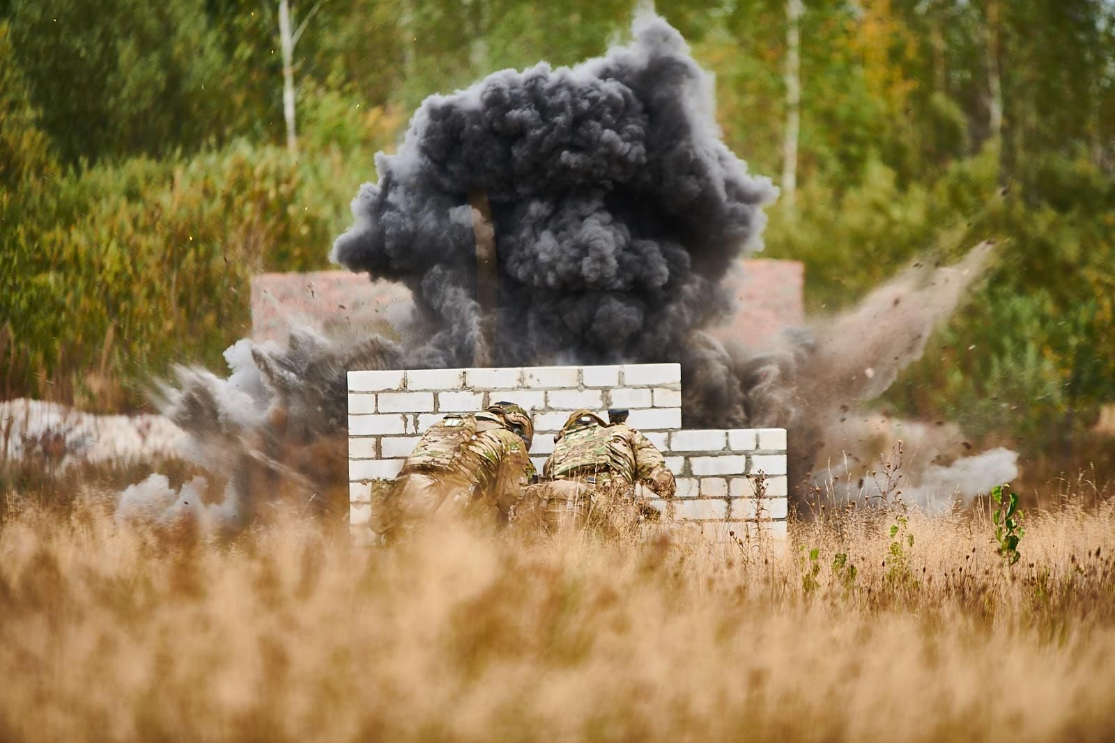 Ні доби без обстрілів: ворог на Донбасі використовує заборонені міни - Новини Росії і України - 24 Канал