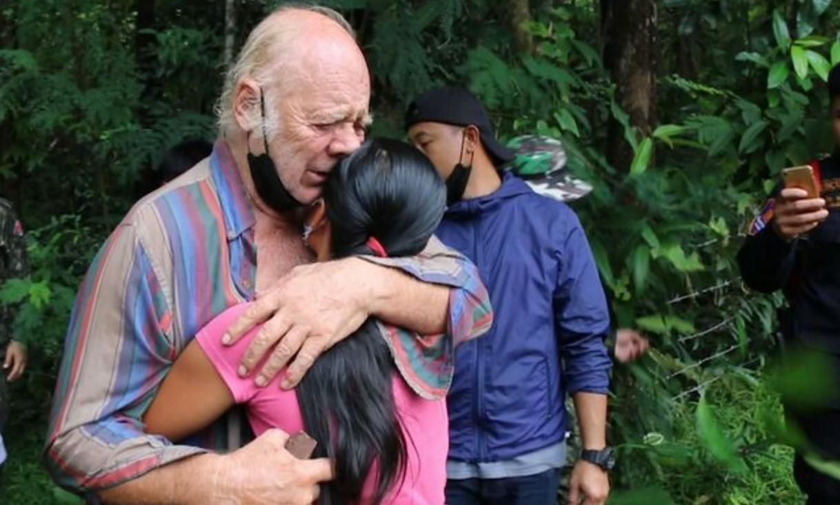 Пив воду з калюж, щоб вижити: у Таїланді знайшли загубленого в джунглях пенсіонера - 24 Канал Пив воду з калюж, щоб вижити: у Таїланді знайшли загубленого в джунглях пенсіонера - 24 Канал