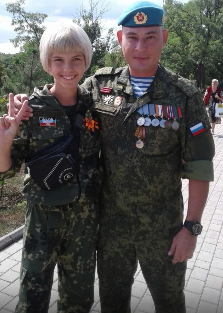 Дитина любить проросійських бойовиків Дитина любить проросійських бойовиків