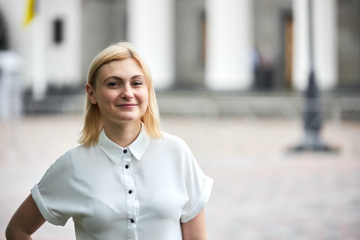 Поки жодних заяв не надходило, – депутатка Кравчук про кадрові зміни в уряді - 24 Канал Поки жодних заяв не надходило, – депутатка Кравчук про кадрові зміни в уряді - 24 Канал