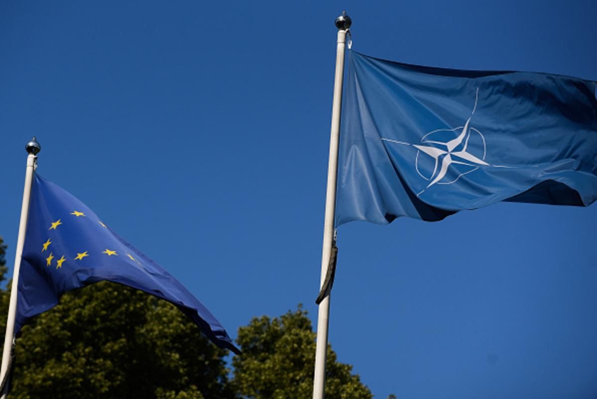 Україна готова вступати в НАТО та ЄС, але є одне "але" - 24 Канал