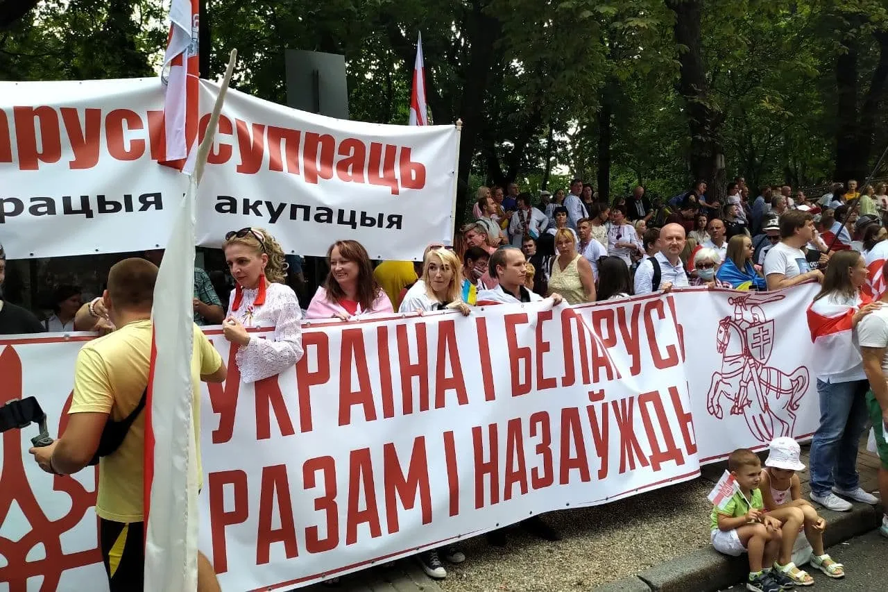 стаджі стаджі